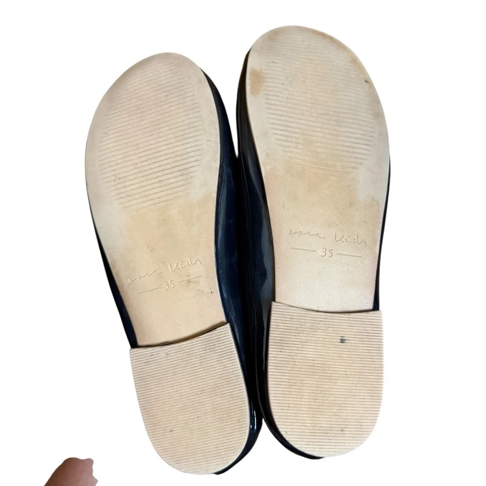 ZARA Girls Black Patent T-Bar Ballet Flats EU 35 US 3.5